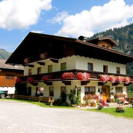 Bauernhof Oberneureit Apartment Huttschlag